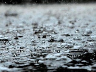 明天几点下大暴雨？