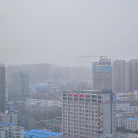 河南天气变脸预警,未来三天局地骤降10℃大风沙尘来袭 河南天气变脸预警,未来三天局地骤降10℃大风沙尘来袭